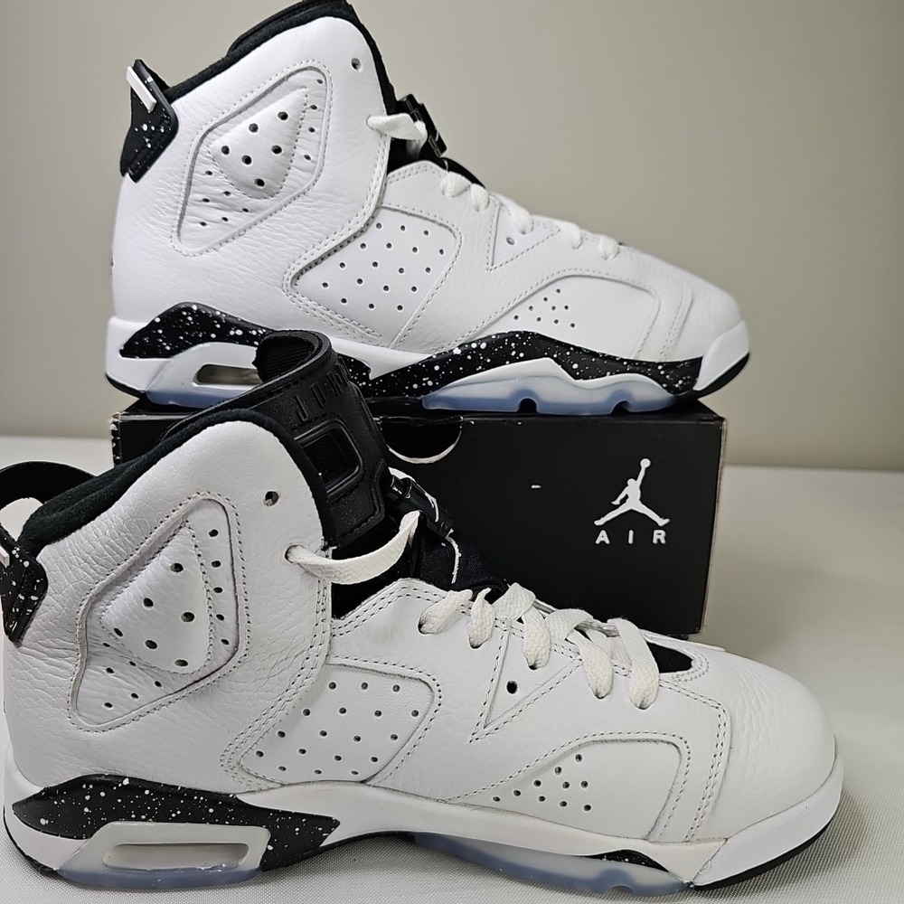 Size 6Y 7.5W Nike Air Jordan 6 Retro 'Reverse Oreo' 384665-112 Brand New - Picture 2 of 9